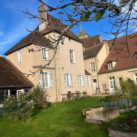 Maison De Noble Nicolas Avallon Esterno foto